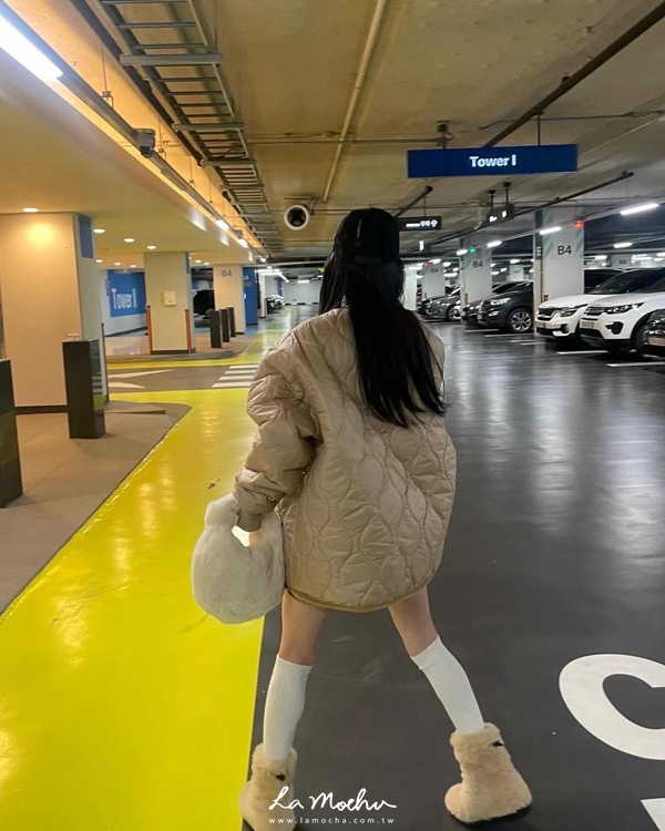 彈性壓紋鋪棉短褲